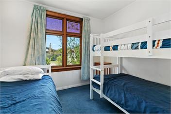 The Lakefront Gem (Bachcare) - Wanaka