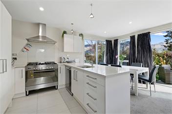 Hunter's Retreat (Bachcare) - Wanaka