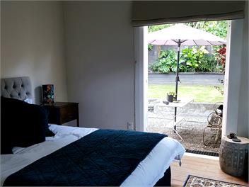 Tiromoana Beachfront Cottage in Worser Bay - Wellington