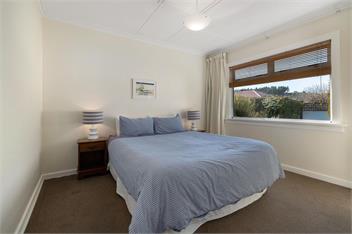 Townside Treat (Bachcare) - Wanaka