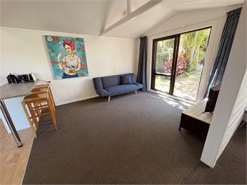 Sunny & Spacious Palm Beach Studio - Waiheke