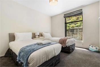 The Alpine (Bachcare) - Queenstown