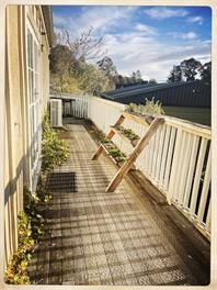 Honey Bee Cottage - Lower Moutere