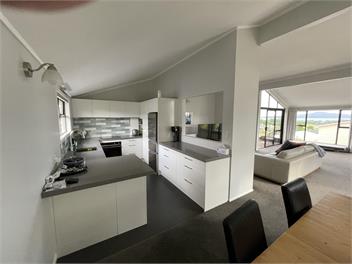 Kohi Holiday Break - Auckland