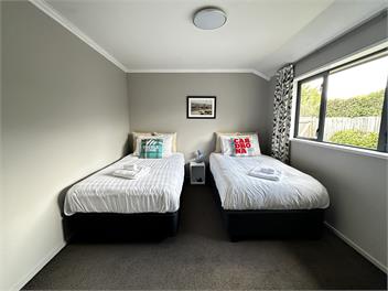 Wanaka Family Retreat (Free WiFi) - Wanaka