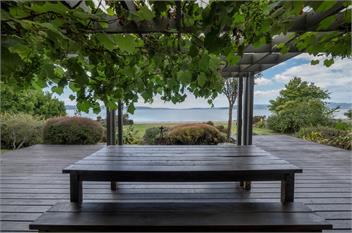 Lounge to Lake - Water's Edge, Lake Rotorua - Rotorua