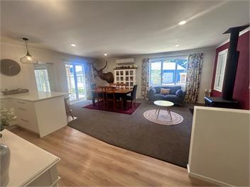 The Gathering Place - Karapiro  - Cambridge