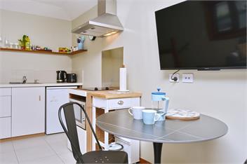 Studio 85 - Christchurch Holiday Homes - Christchurch