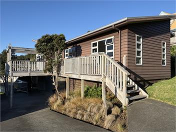 Tui's Place - Onemana