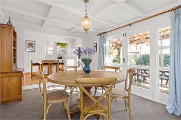The Village House - Hastings