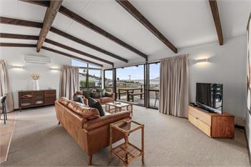Acacia View at No. 3 (Bachcare) - Acacia Bay