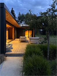 Streamside Retreat - 