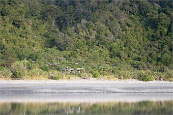 Nikau Beach holiday house - 
