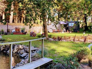 Fiery Peak Glampsite:Stargazing & hot tub. -