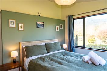 Waimanu Guest House - 