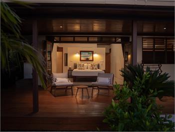 Fully serviced Beachfront Villa in Fiji -