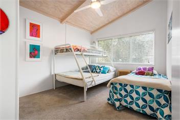 Slice of Paradise (Bachcare) - 