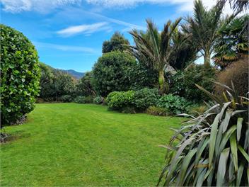 SPACIOUS BEAUTIFUL NGAKUTA BAY -