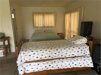 Your Relaxed Beach Base in Matarangi -