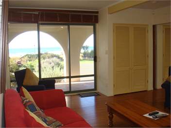 Oceanvilla - Stunning West End location, Ohope Beach - Whakatane