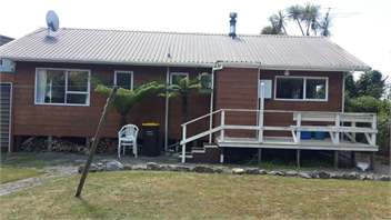 Bach in Tata Beach, Nelson/Golden Bay - Tata Beach