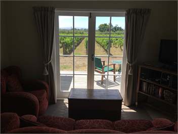 Tuki Vineyard Cottage luxury accommodation - Havelock North