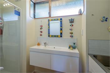 Beachfront Te Horo: The Beach Retreat - Kapiti Coast