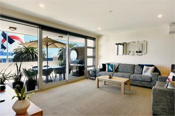 Sea Path - Nelson Waterfront Apartment - Nelson