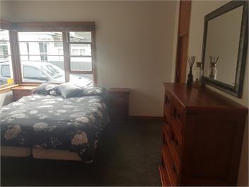 LOCATION! SUN! SPACE GALORE! - Gisborne