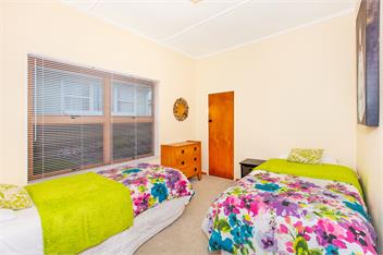 Raglan Holiday Home -
