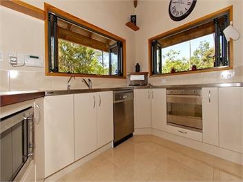 Treetop Oasis (Bachcare) - Tairua
