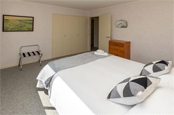 Kepler Retreat (Bachcare) - Te Anau