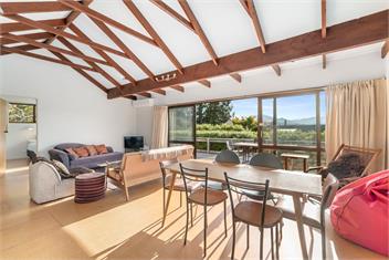 Goodall Crib (Bachcare) - Wanaka