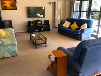 Buffalo Beach Villa - Whitianga
