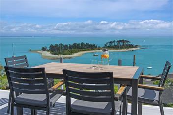 Ocean Vista - Nelson Waterfront Holiday Home - Nelson