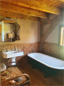 Streamside Country Manor - Walton