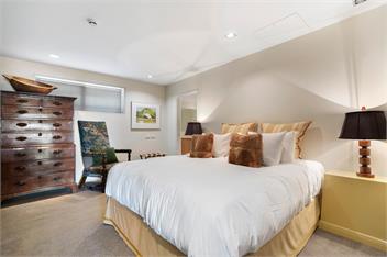 THE SHOTOVER | CBD Luxury, Rooftop Terrace - Queenstown