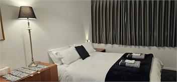 OB Retreat - 6 bedrooms, Ideal for families, friends & work groups. Private & quiet. - Wellington