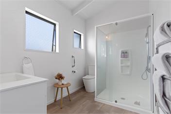 Beverley Hills Cottage - Whangamata
