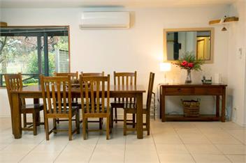 Sandhill Gardens Retreat - Woodend