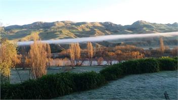 Heron Retreat for Two,Tukituki River, Havelock North - HAWKE'S BAY