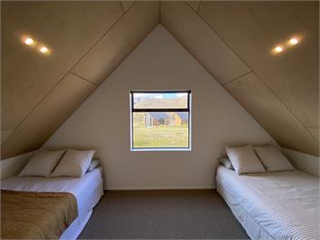 Luge Loop Cabin - Castle Hill Village