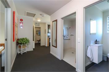 Zatori - A Luxury Paradise for Adventure or Relaxation - Golden Bay