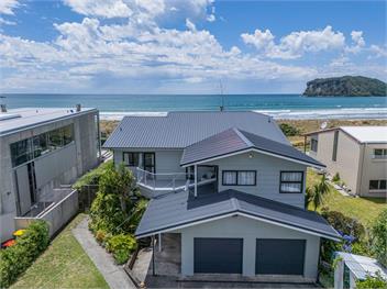 Jack and Enids Whangamata Beach House - Whangamata