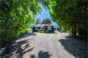 Fiordland Hideaway (Bachcare) - Te Anau