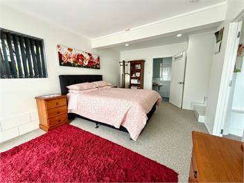 Cosy Raglan Studio — Walk to Beach & Village - Roberts St - Apartment (Downstairs) - Raglan