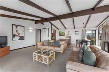 Acacia View at No. 3 (Bachcare) - Acacia Bay