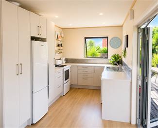 The Beach House Waipu Cove -
