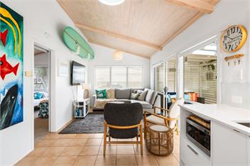Slice of Paradise (Bachcare) - 
