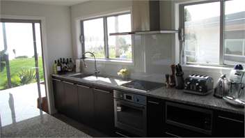 Pohara On The Beach - Fantastic for the Family - Golden Bay, Nelson
